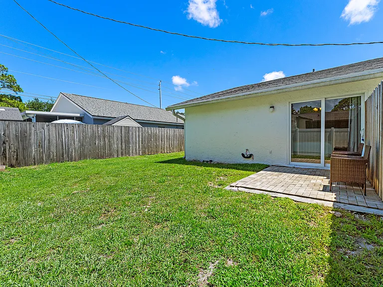 6029 Eberts St — Photo 59