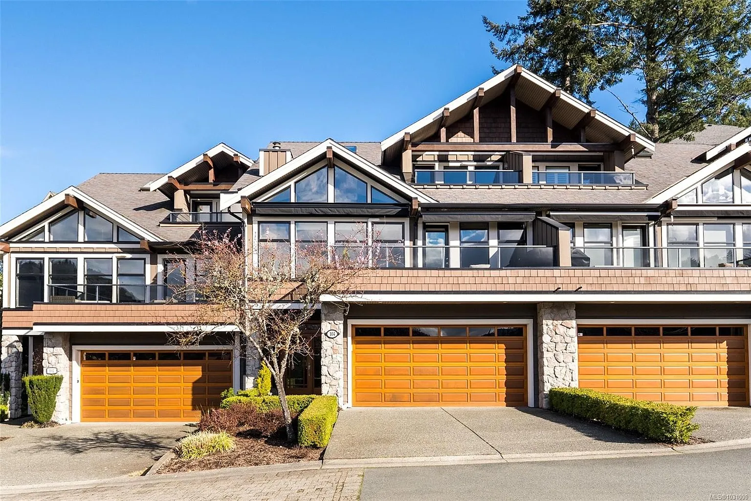 1244 Muirfield Pl #104 photo 1