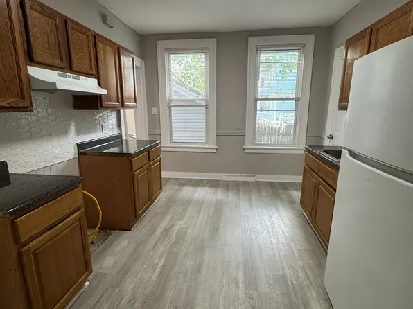 169 Gilbert Ave #A, New Haven, CT 06511