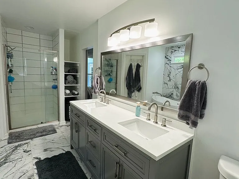 103 Meadow Creek Dr — Photo 38
