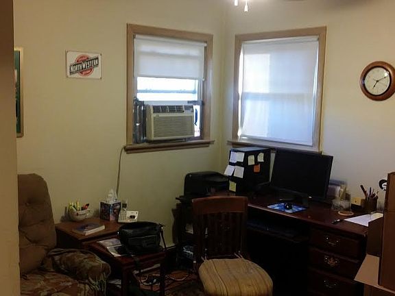5th image of 6179 N Northwest Hwy APT 208
