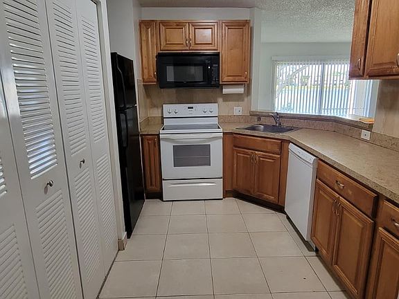 3rd image of 3469 NW 44th St APT 103