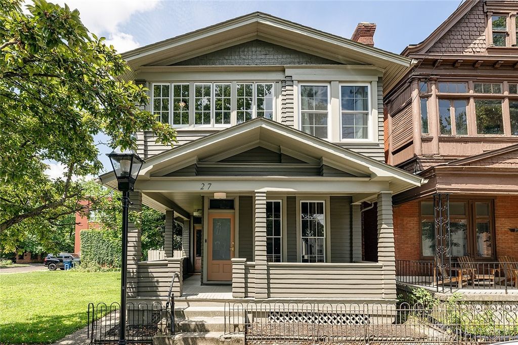 Real estate listing image