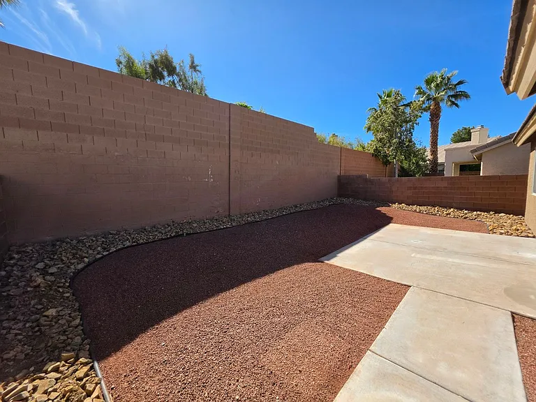 1641 Eagle Peak Way — Photo 31