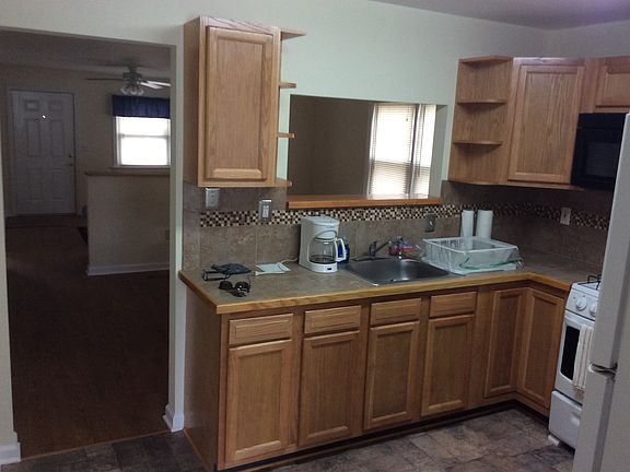 2nd image of 710 Haven Ave