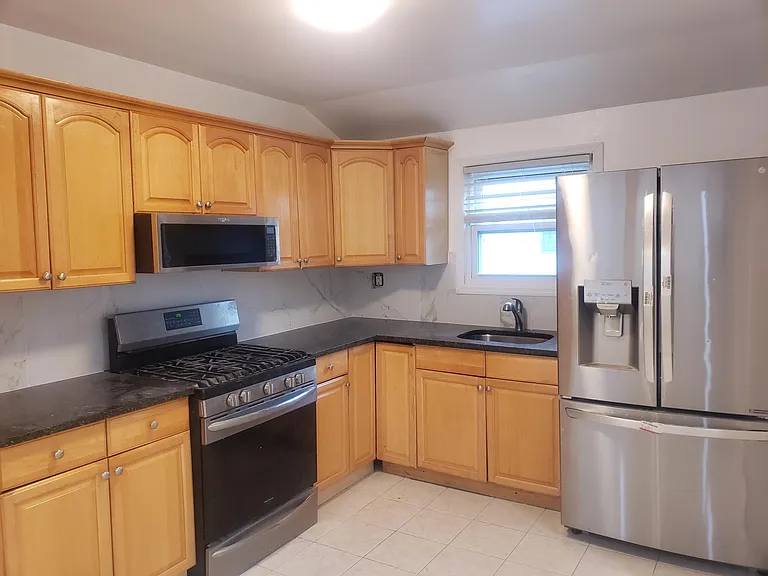 25330 Craft Ave #2 — Photo 10