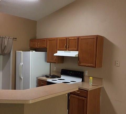 2nd image of 23 Eton Ln #B