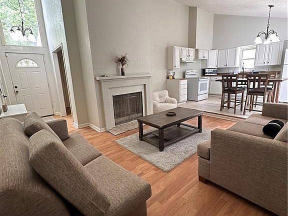 2nd image of 9516 Manning Ave