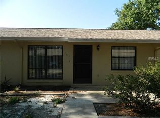 733 E Alfred St, Tavares, FL 32778