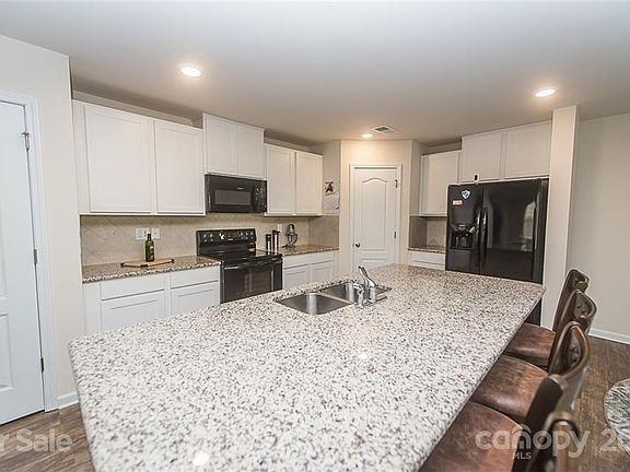 4th image of 135 Gray Hawk Dr Lot 8