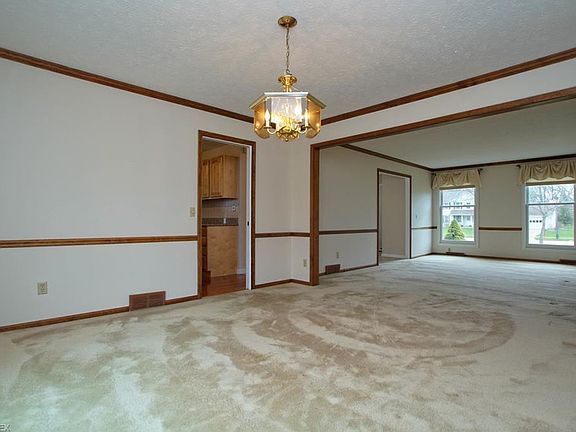 3rd image of 34266 S Side Park Dr