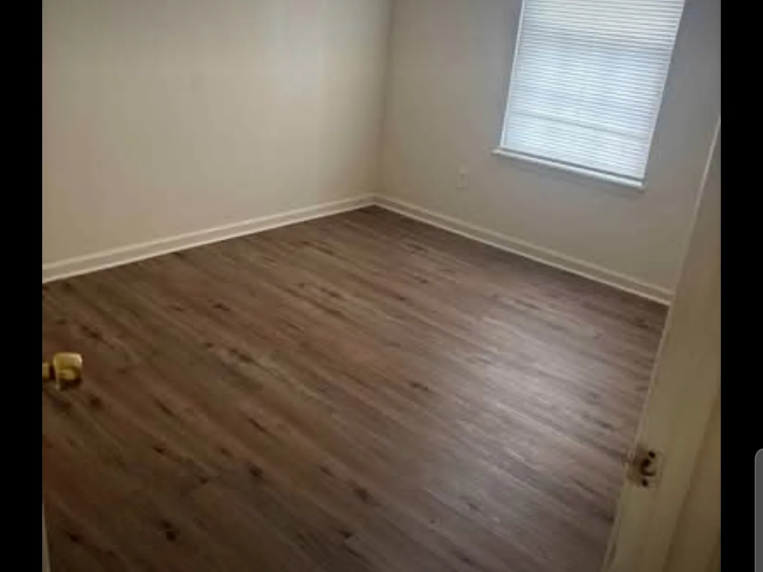 2 bed, 1000 sqft, $1,800 — Photo 3