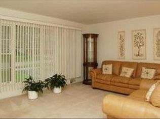 515 N Russel St, Mount Prospect, IL 60056