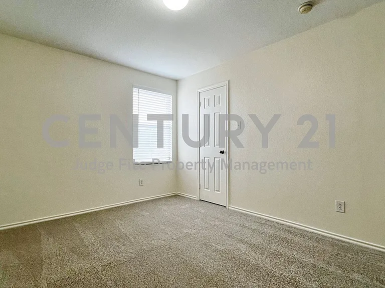 1724 Quails Nest Dr — Photo 29