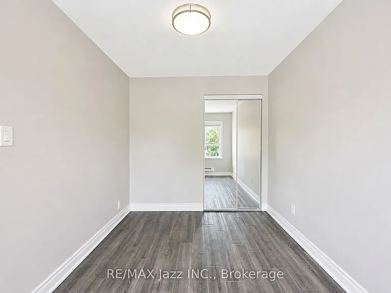 209 Stacey Ave #1 — Photo 32
