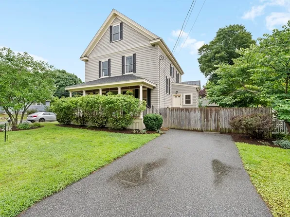 110 Bedford St, Lexington, MA 02420