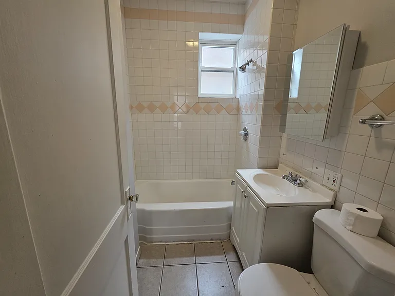 4450 S Richmond St #2 — Photo 6