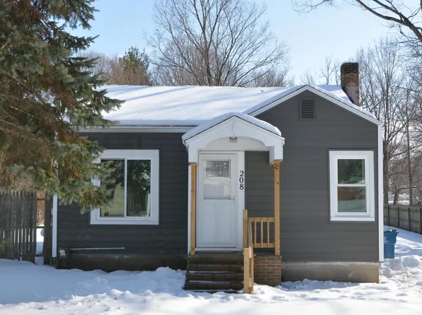 208 Prospect St, Decatur, MI 49045