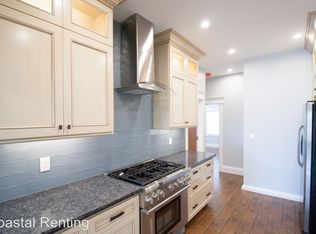 26 10th Pl APT 9, Long Beach, CA 90802