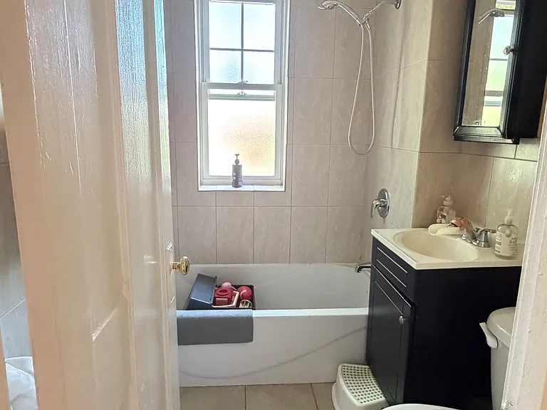 4106 N Damen Ave #1 — Photo 13