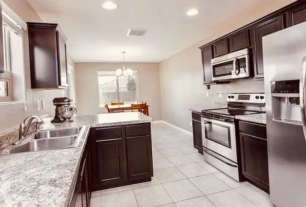 Building Photo - 28464 N Ametrine Way