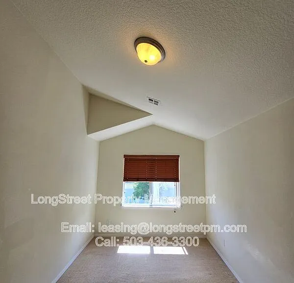 3008 NW Morning Glory Dr — Photo 6