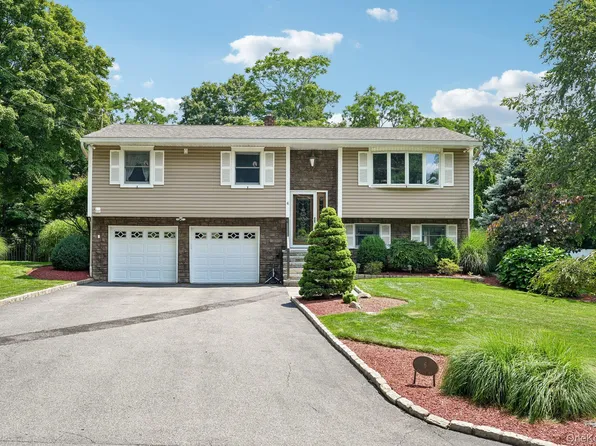 6 Prince Road, Mahopac, NY 10541