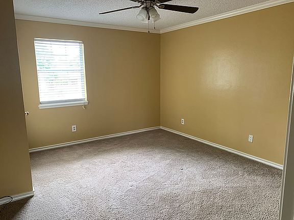 5th image of 3307 Williamsburg Ln