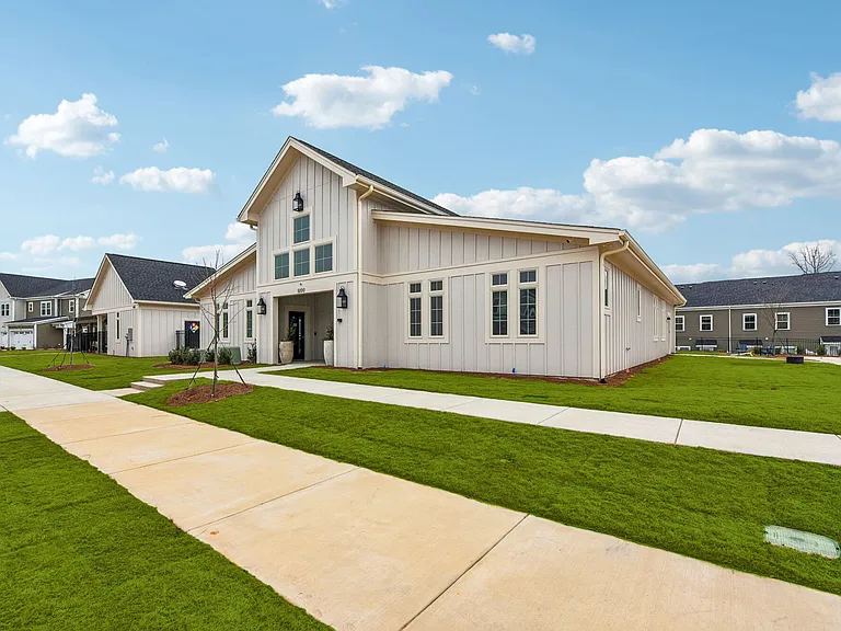 Oak Lake Townhomes — Photo 45