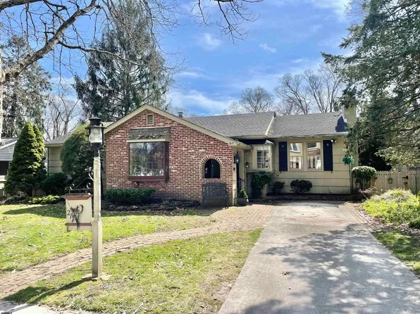 217 Davis Ave, Linwood, NJ 08221