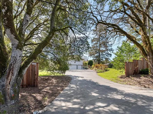 7151 E Hurlbut Avenue, Sebastopol, CA 95472