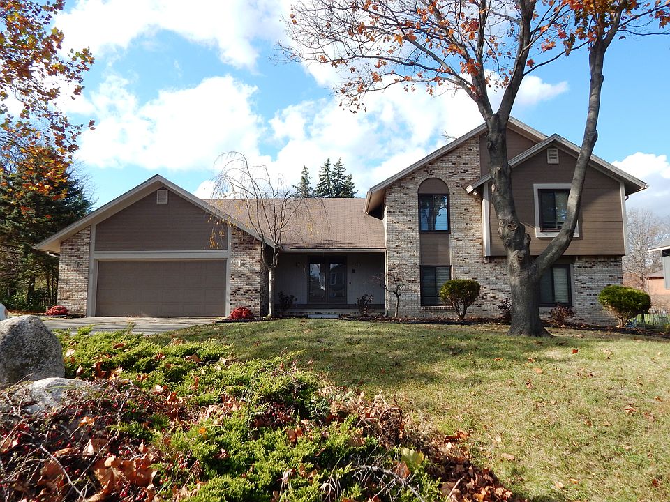 1st image of 5152 Vincennes Ct
