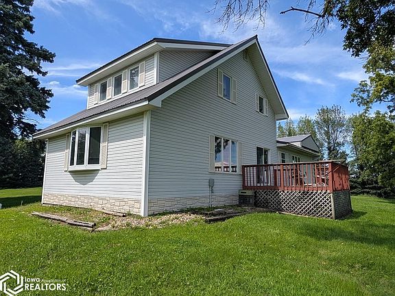 3rd image of 11184 410th St