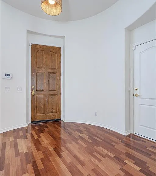 7371 Siena Dr — Photo 8