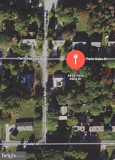 1st image of 3829 Twin Oaks Dr