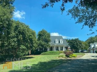 40 Meadow Rdg, Social Circle, GA 30025