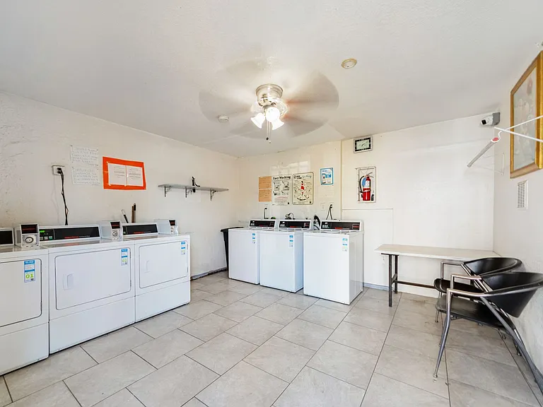 Hurry! Move Inspecial Housing Accepted. — Photo 26