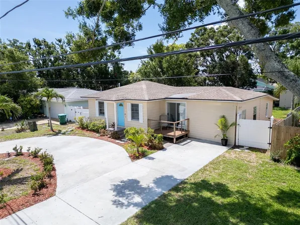 3115 Bay Ln, Clearwater, FL 33759