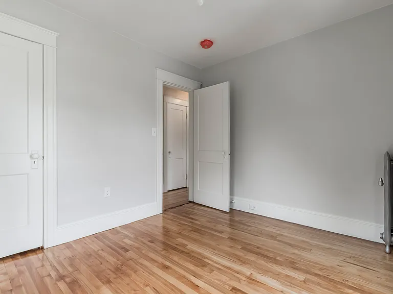 206 Pine St #2 — Photo 10