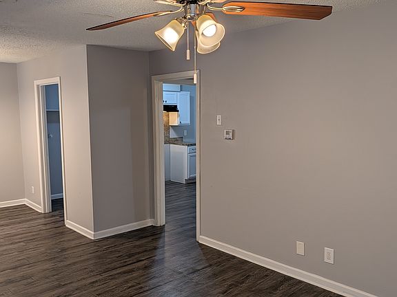 5th image of 5325 Hensley Dr