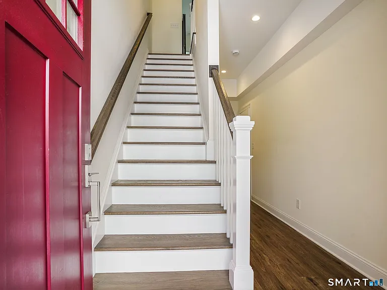 2 Beacon Sq #5 — Photo 2