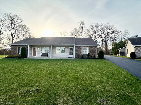 5802 Callaway Cir, Youngstown, OH 44515