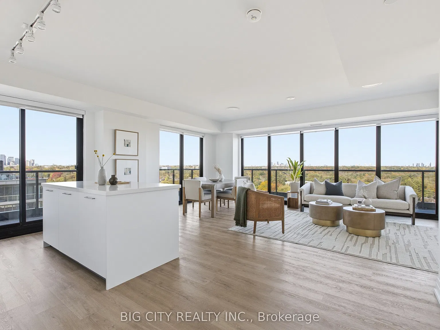 2 bed, $5,250 — Photo 1