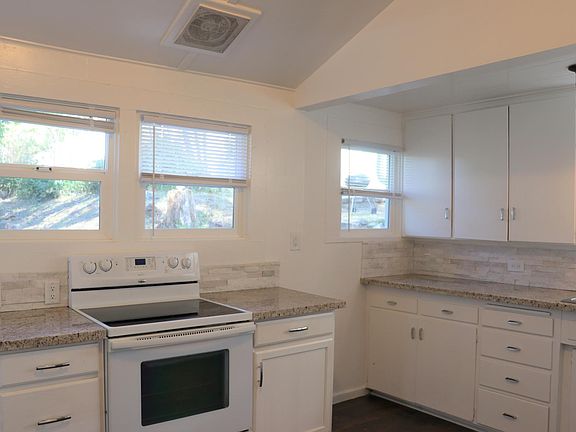 2nd image of 74 W Jackson St