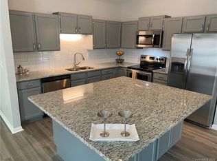 2318 Valleyview Dr, Charlotte, NC 28215