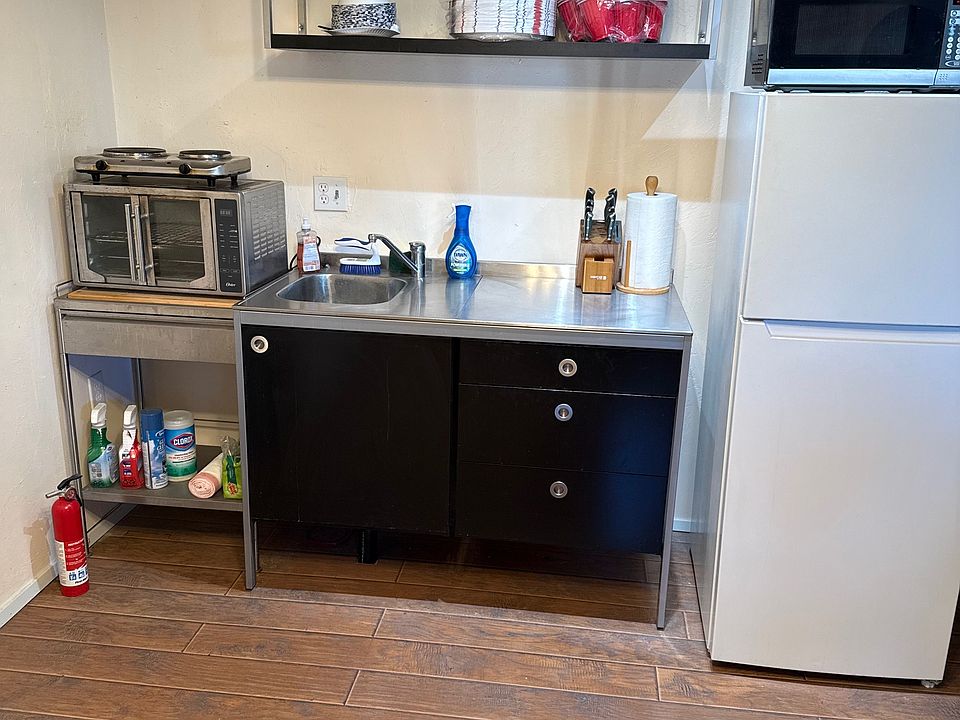 2nd image of 30870 Live Oak Dr #B