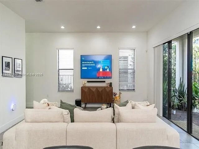 9794 W 34th Ct — Photo 5