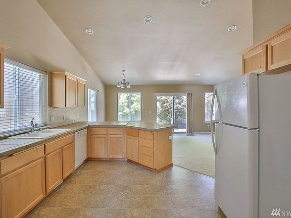 5th image of 8411 137th Street Ct E