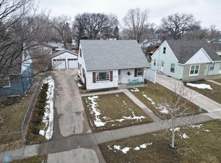 405 22nd St S, Fargo, ND 58103