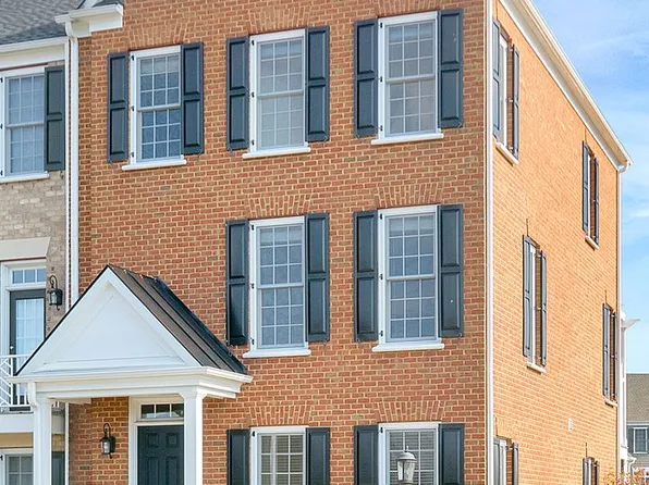 1232 Old Trail Dr, Crozet, VA 22932